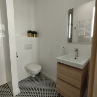 Inwestycyjne mieszkanie w kamienicy, CENTRUM
